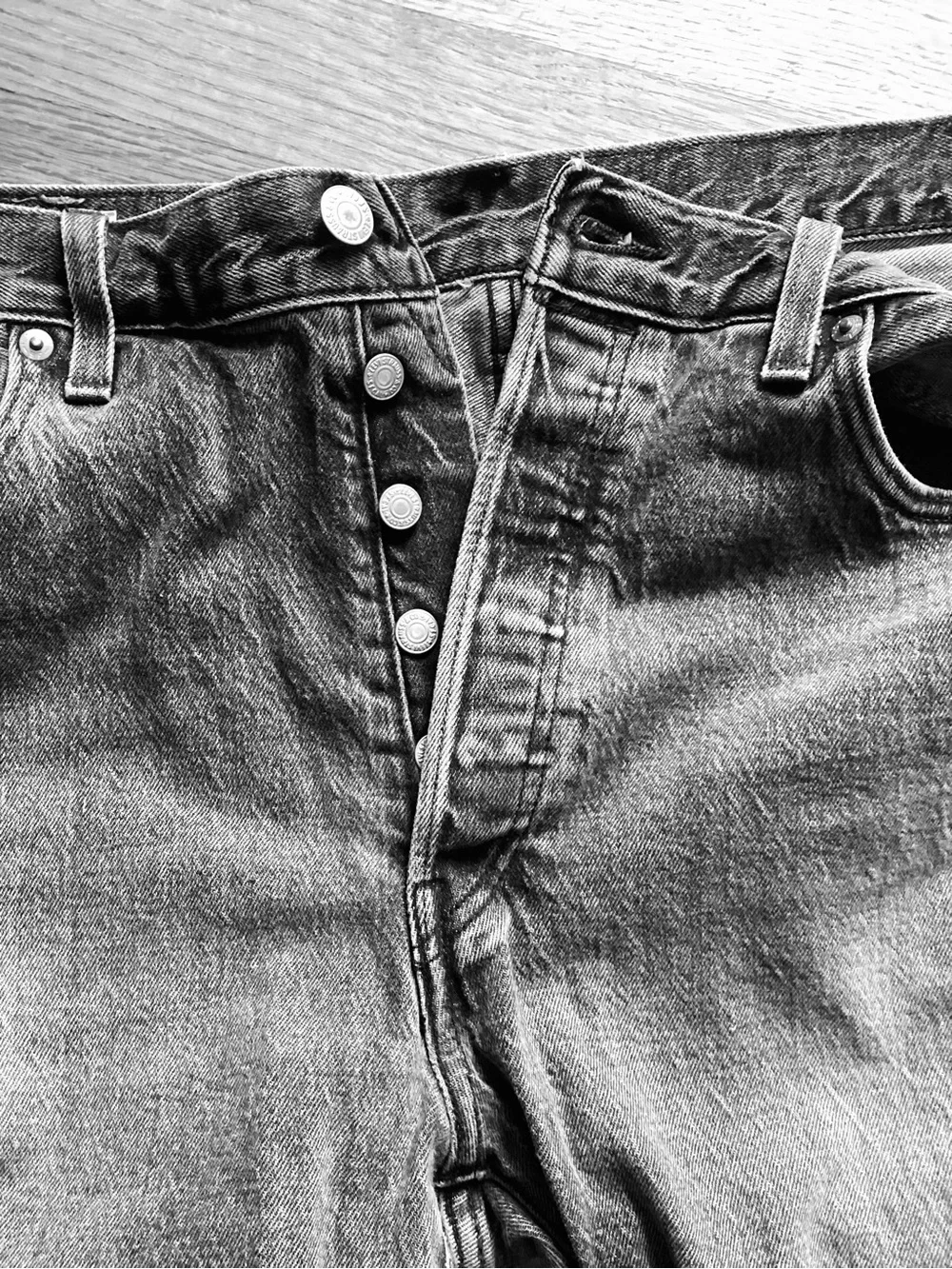 Levi's Men's Skinny Jeans in Black Grey Wash